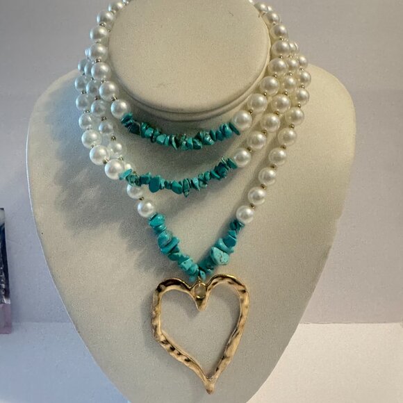 no brand Jewelry - HEART Elegant Statement Necklace – Timeless Chic Style